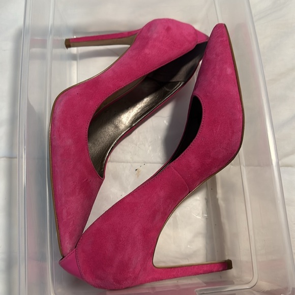 Pink heels - Picture 5 of 10